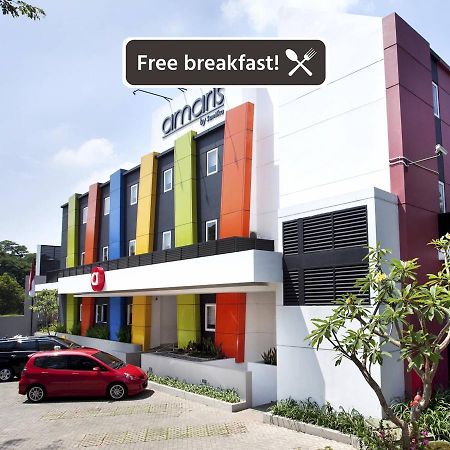 Amaris Hotel Cimanuk Bandung Exterior foto