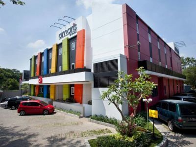 Amaris Hotel Cimanuk Bandung Exterior foto